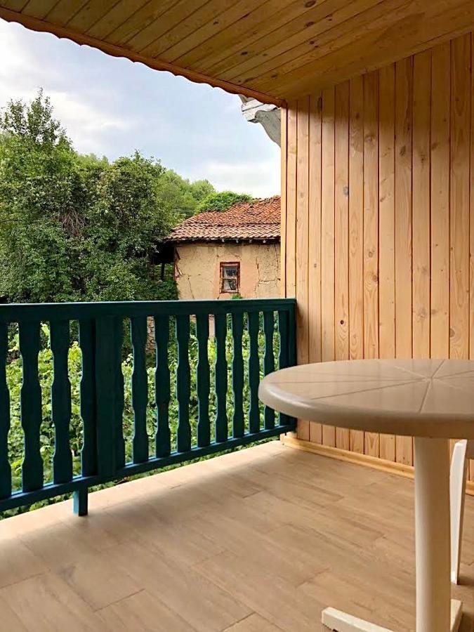 Цяла Ваканционна Къща- Florina Houses Hotell Goranovtsi Eksteriør bilde